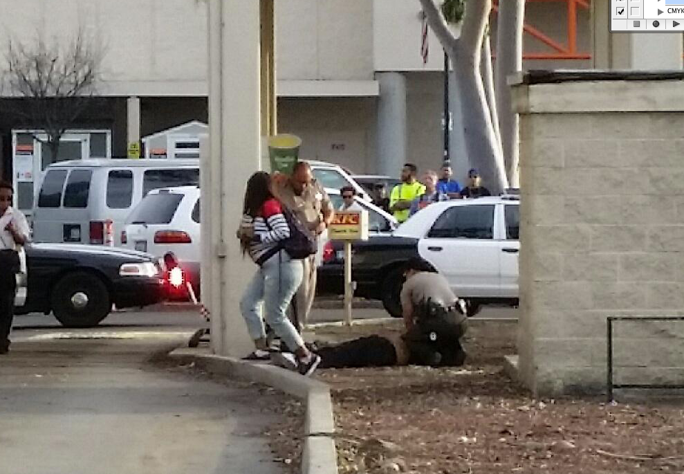 SHERIFF'S CAN BE SEEN WORKING ON SHOOTING VICTIM IN THIS EXCLUSIVE PHOTO TAKEN BY LA MIRADA BLOG PUBLISHER TONY AIELLO.