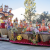🚃 Help Decorate a Rose Parade Float!